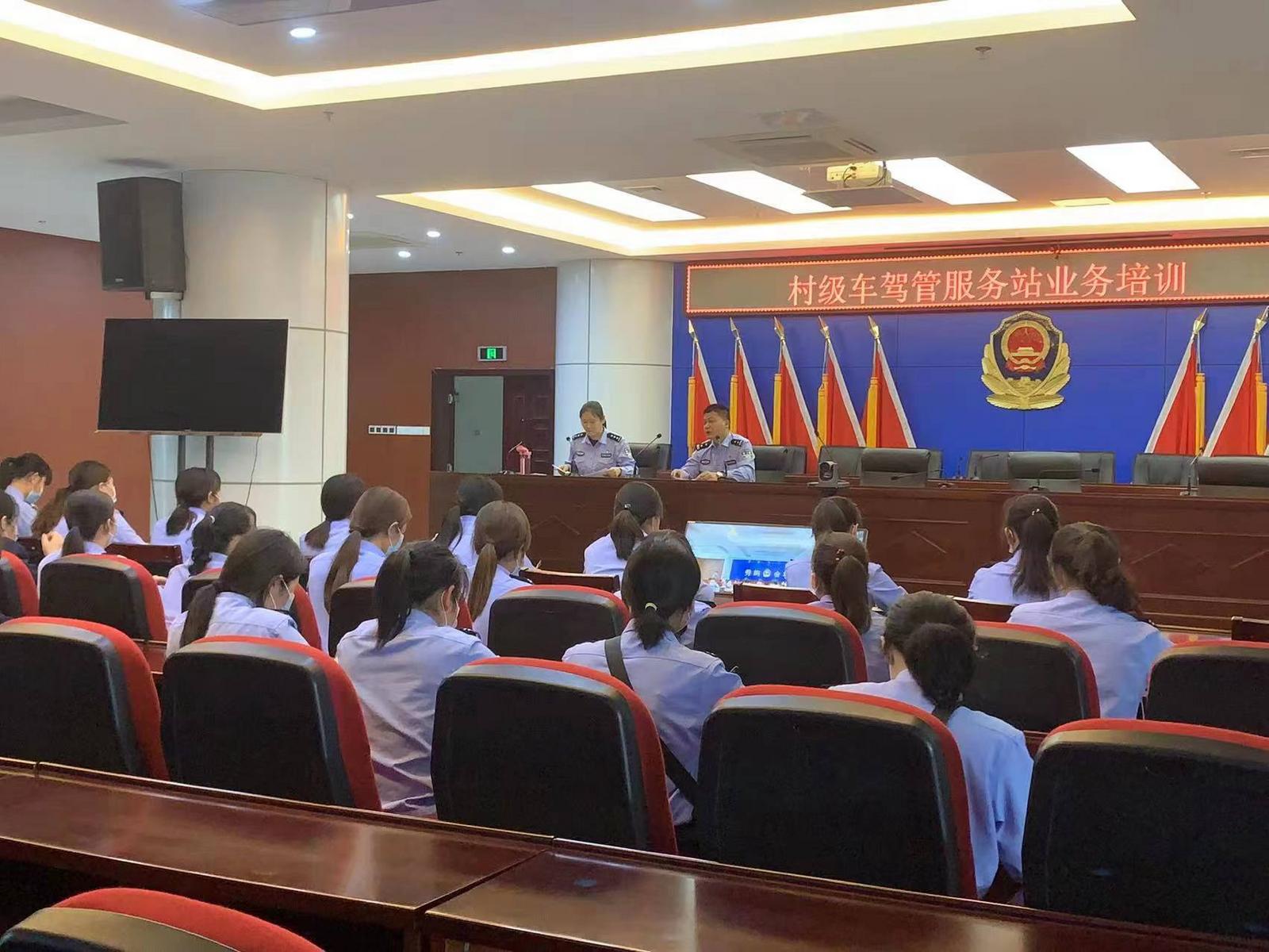 上门导办、就近能办、多点可办！秀屿首推交管业务“村村通办”