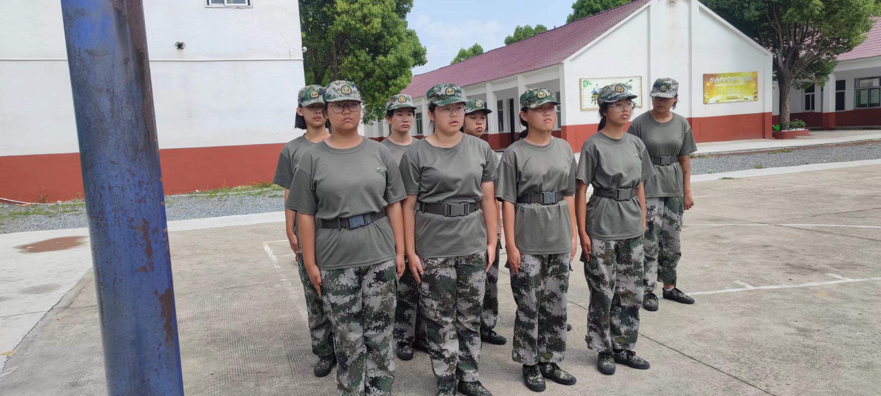 发现十四男孩抽烟怎么办,十四男孩刚发现抽烟了该怎么办