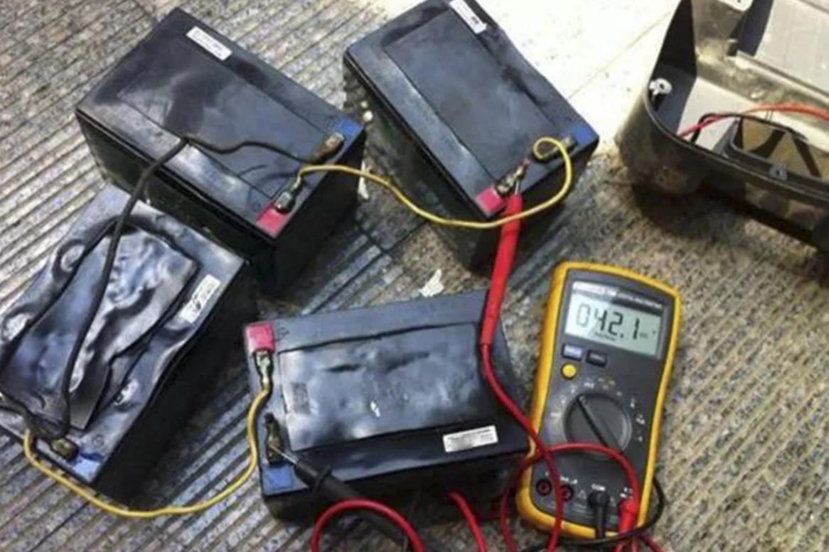 电动车每天充和用完充有什么区别,电动车每天充放电有危害吗