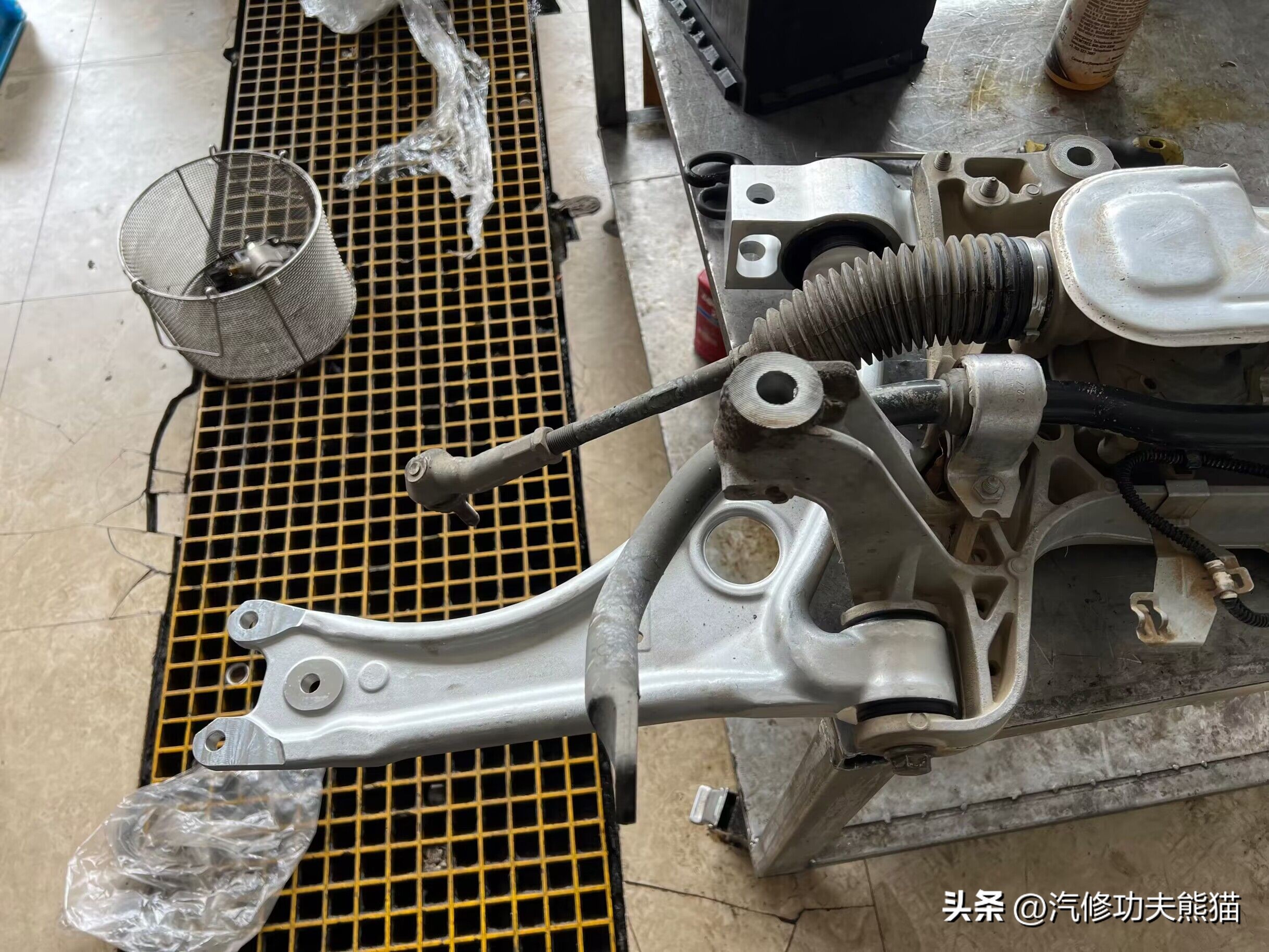 奥迪q3烧机油三保费用,奥迪q3烧机油大修苏州