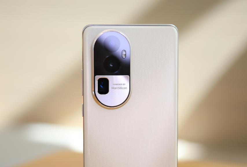 opporeno10和reno10pro拍照有什么区别,reno10pro值得等吗