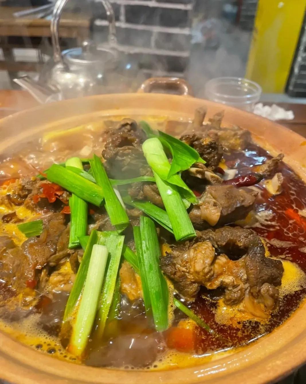 王记矮子王火锅老板,王记矮子王火锅共有多少个店