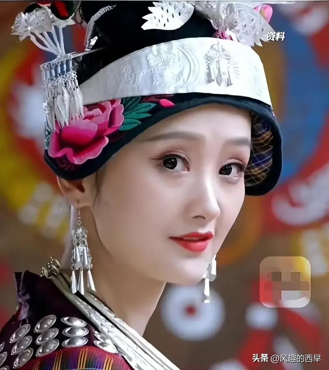 贵州男子骑车2000公里，只为亲眼目睹苗寨景区宣传片的漂亮小姐姐