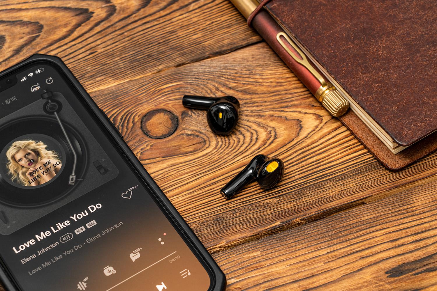 iqoo百元价位头戴式耳机,一加和iqoo耳机哪个值得入手