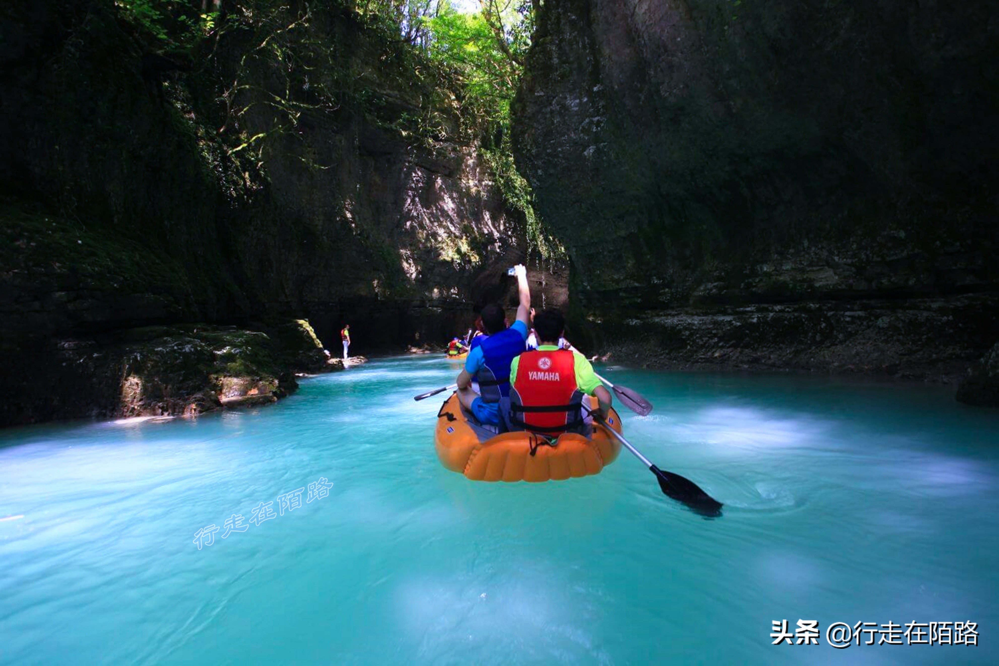 环游黑海第一个难关：海关盘查六个小时，靠一句话成功入境