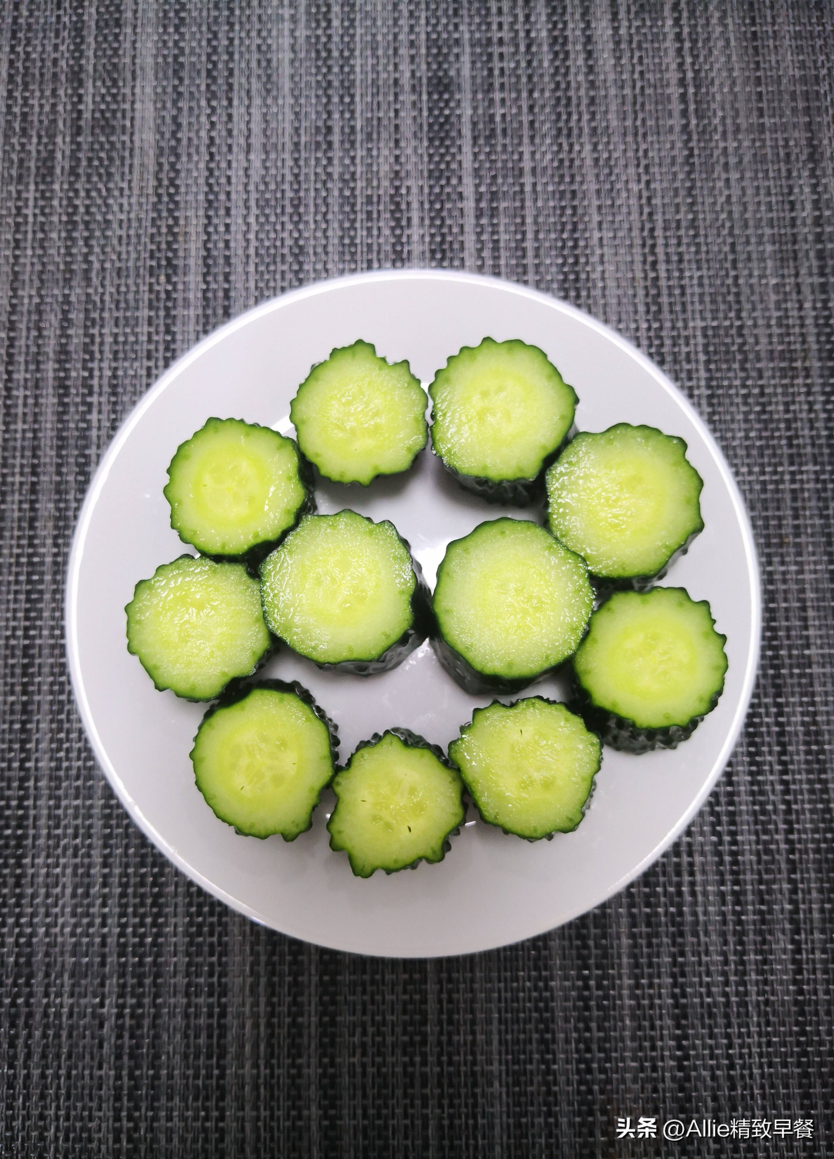 炖鱼不腥不放料酒的做法,不用料酒炖鱼怎么做好吃