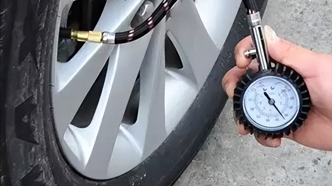 帕萨特汽车轮胎气压标准多少正常,汽车轮胎气压标准多少正常