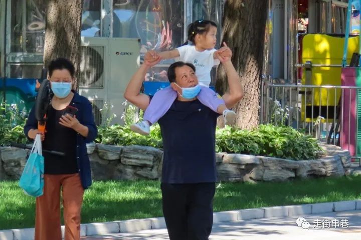 爷孙隔代亲的故事,爷孙隔代亲现象