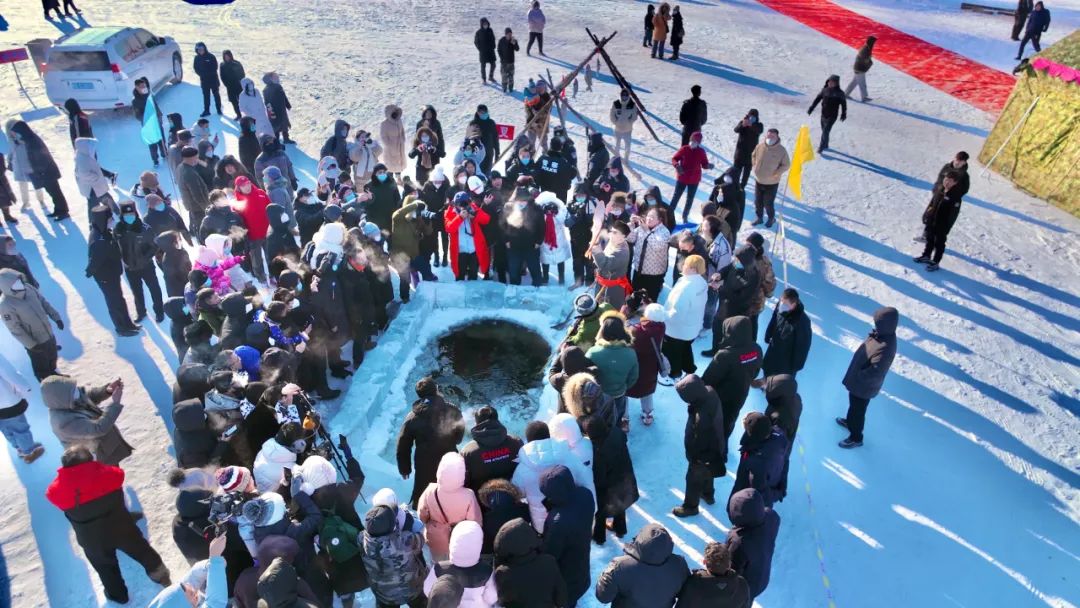 达斡尔打冰火球,呼伦贝尔达斡尔冰钓节