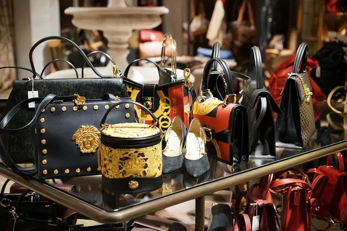 鉴别二手奢侈品的真假技巧,揭秘二手奢侈品假货