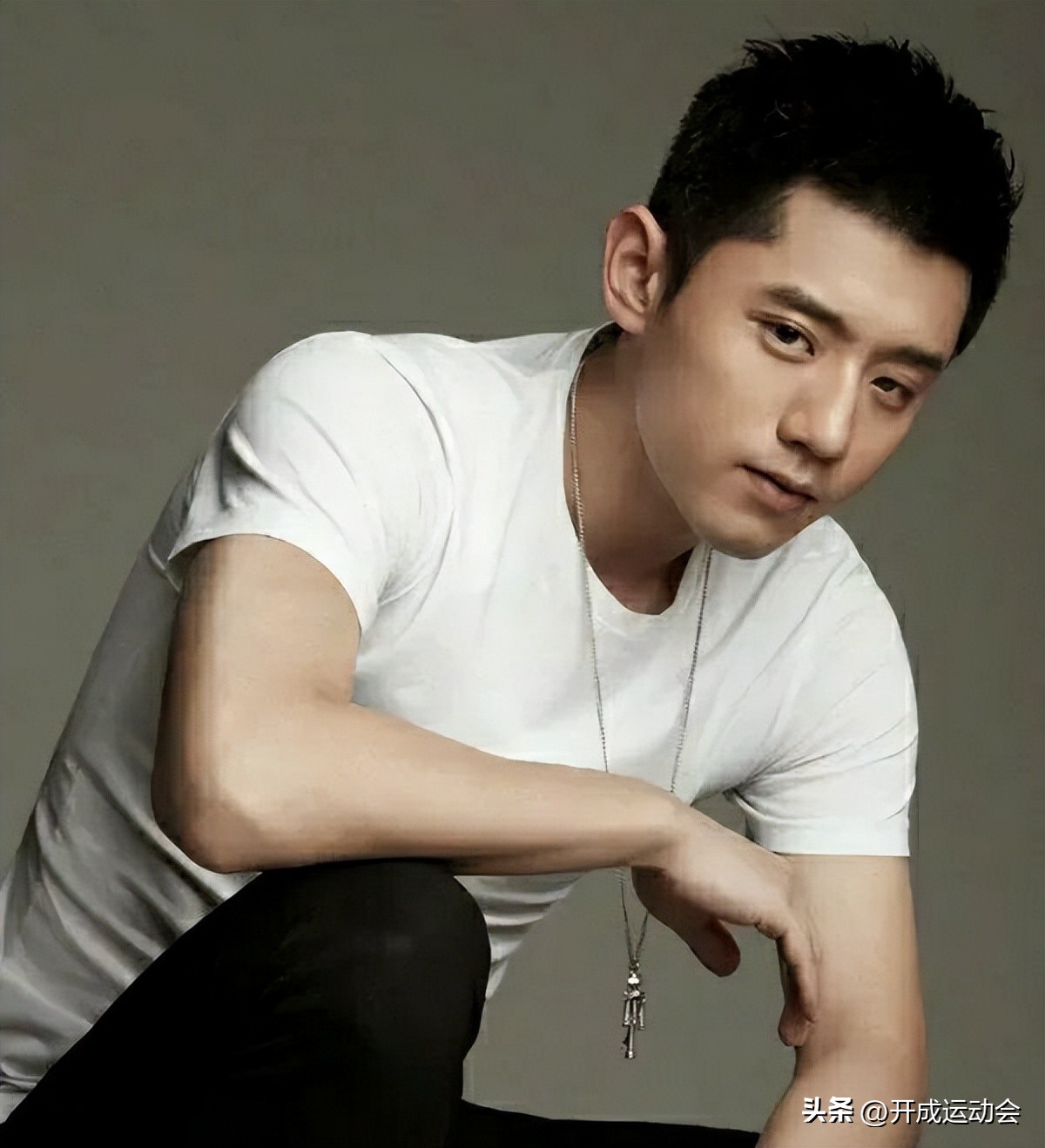 李微敖曝景甜被敲诈细节,媒体人李微敖向景甜道歉