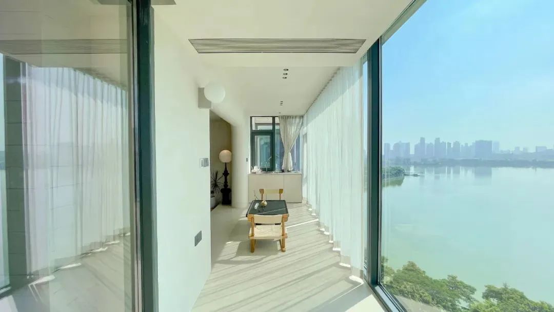 90后情侣新房这样打造清爽又干净,9平米温馨夫妻房