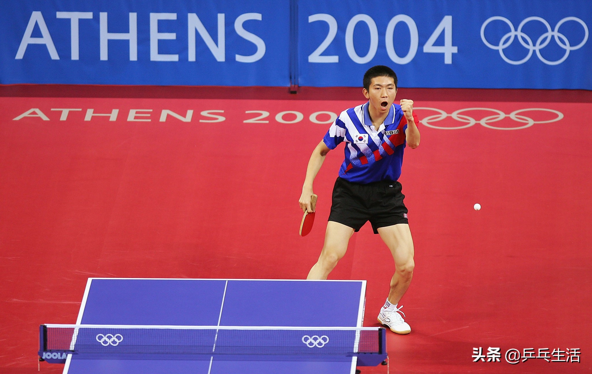 球友们推荐一下篮球鞋,球友们超爱的足球鞋