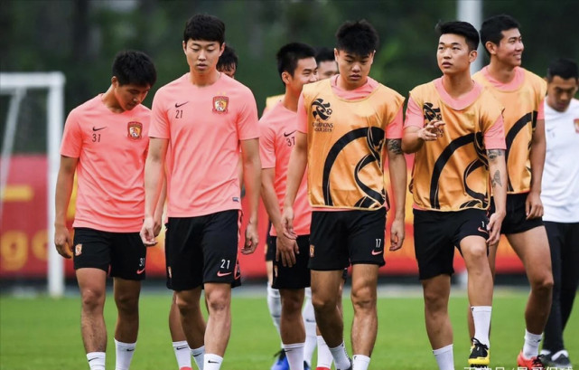 广州恒大郑智亚冠过人,郑智广州恒大简介