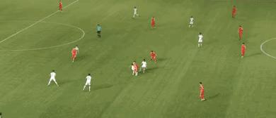 当年喊退钱的球迷,还记得曾经采访翻车的足球记者吗