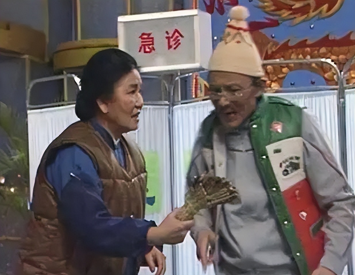 刘嘉玲遭绑架，王志文险被封杀，2000年的娱乐圈一瓜接一瓜！