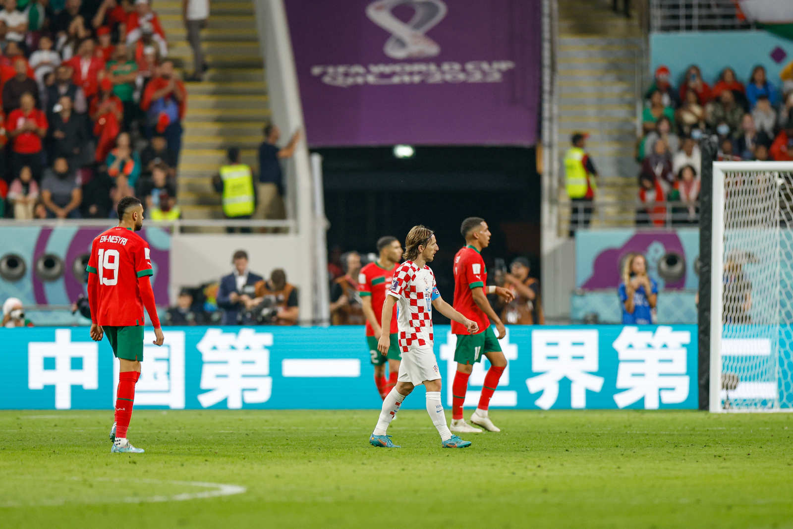 中国足球扎心时刻,中国足球上一次振奋人心的时刻