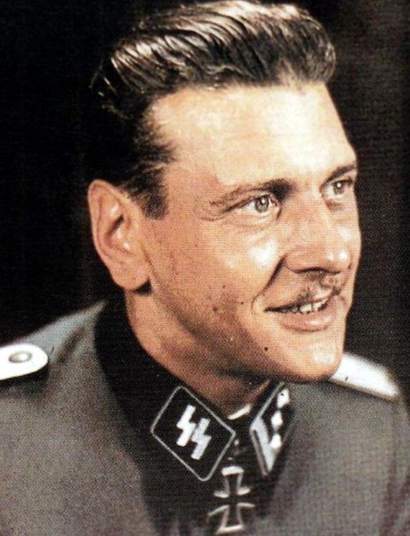 奥托：德国特种兵之王，欧洲最危险的男人，靠摸鱼混成*队军**高层