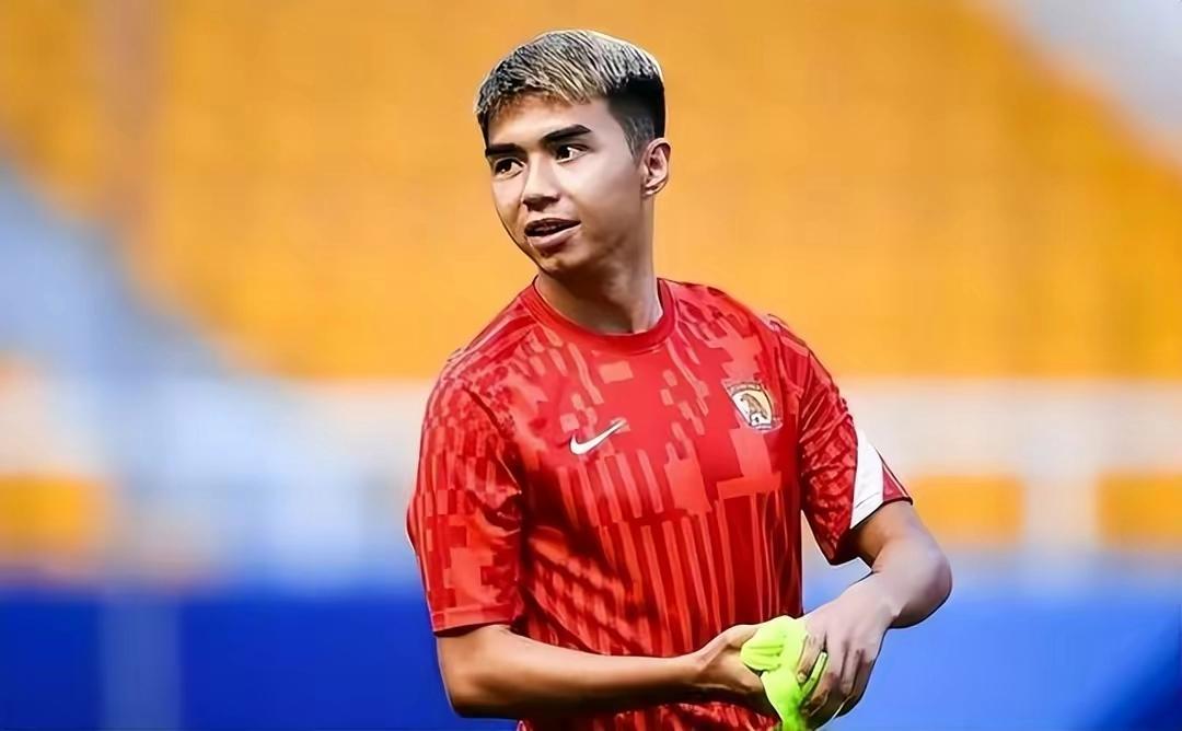 国青艾菲尔丁以冠军为目标,艾菲尔丁和何小珂谁厉害