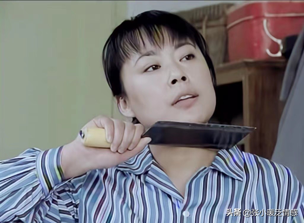 《金婚》看到*庄大**搞婚外情时的卑微，才知庄嫂的驭夫术有多狠辣