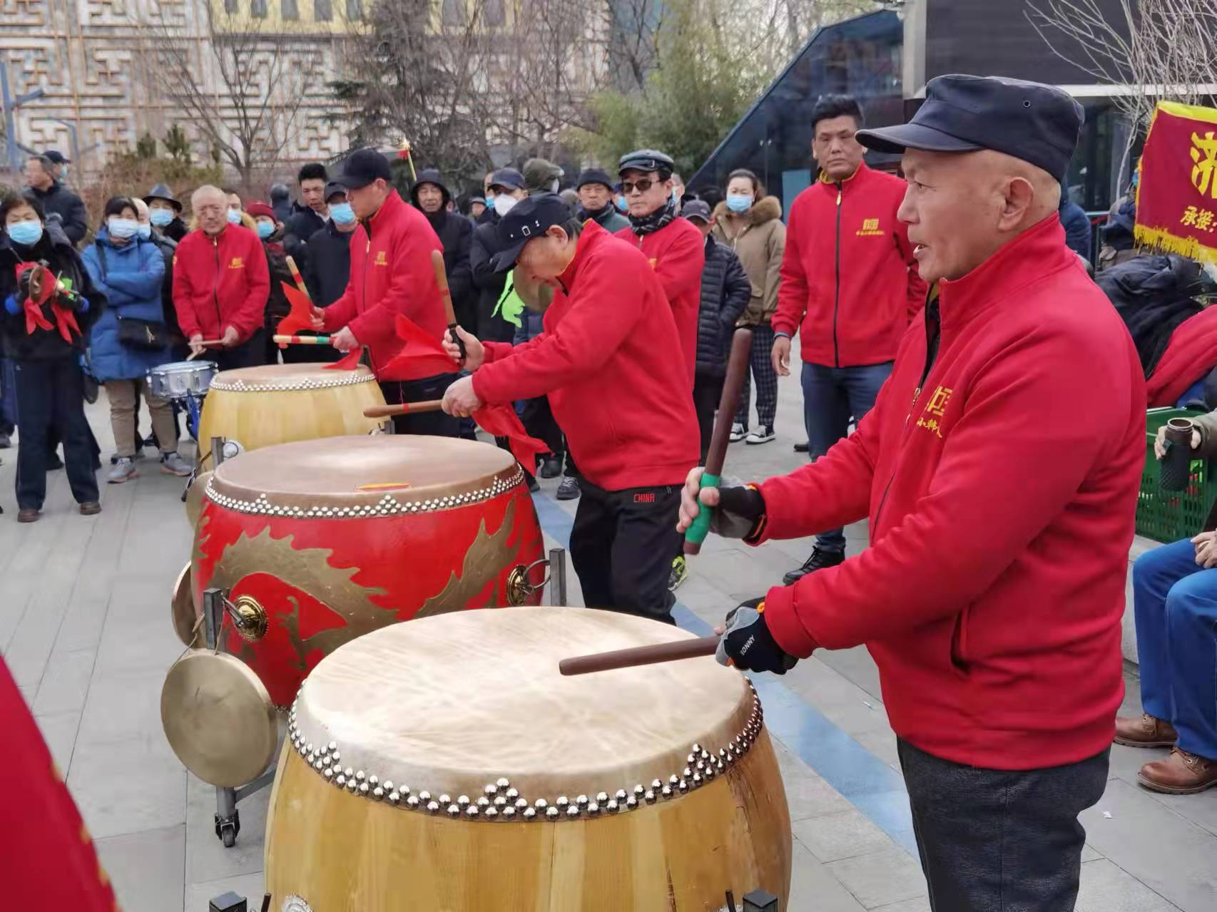 记者陶俊峰近照,新华社记者陶俊峰