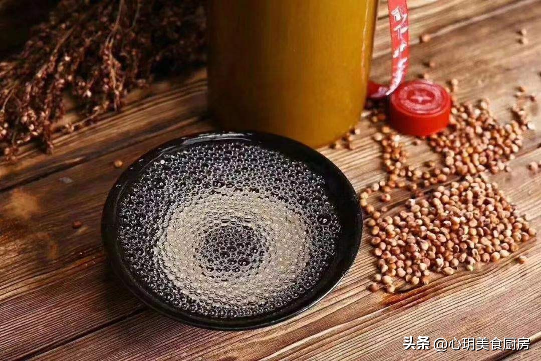 家庭长期存白酒的正确方法,家里存的酒应该放什么地方储存