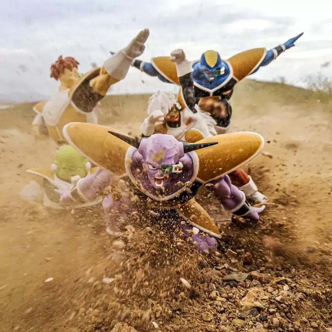 龙珠手办3d投影,手办龙珠拍大片