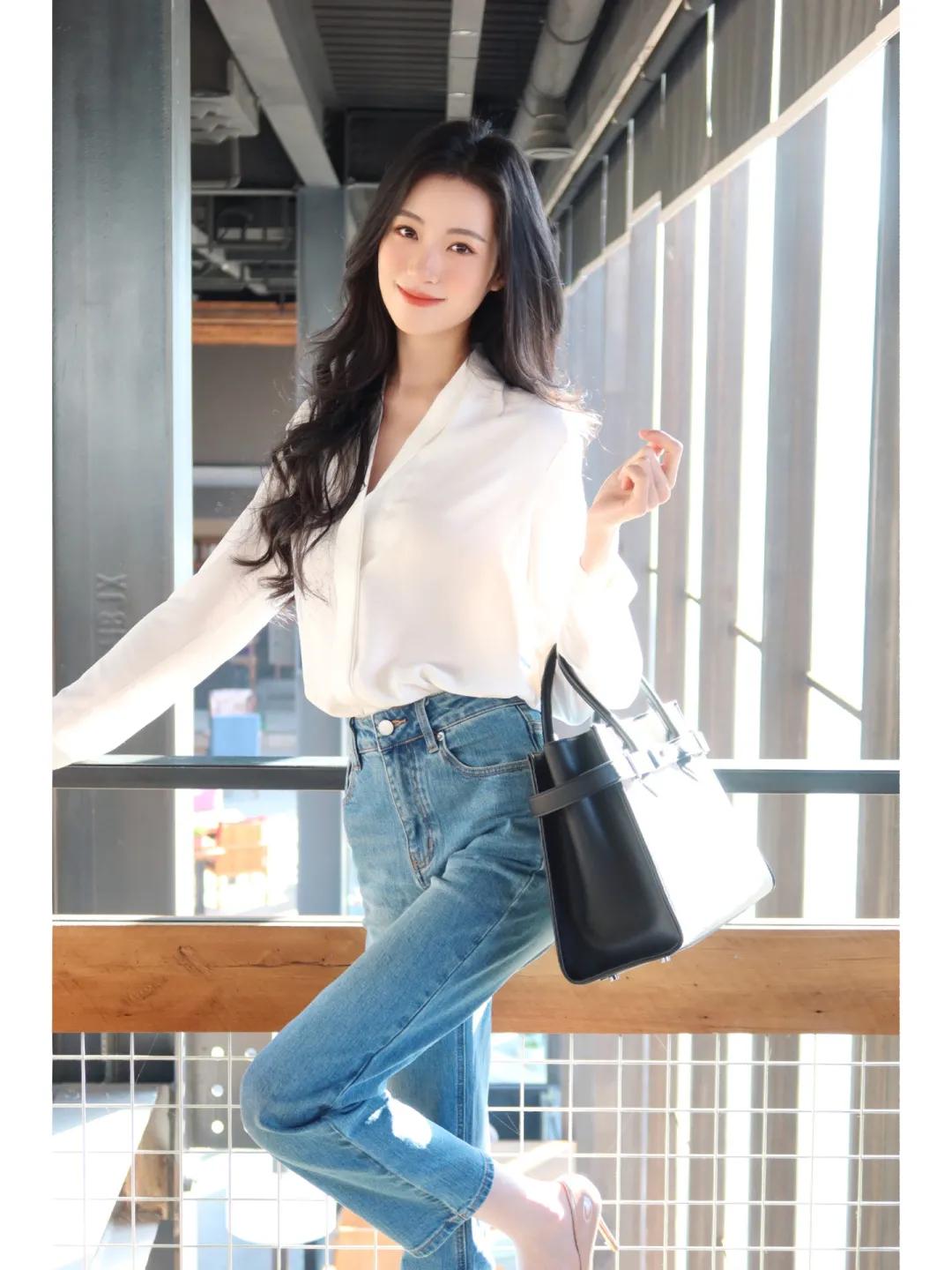 职场短袖西服怎么搭配好看,内搭衬衫搭西服