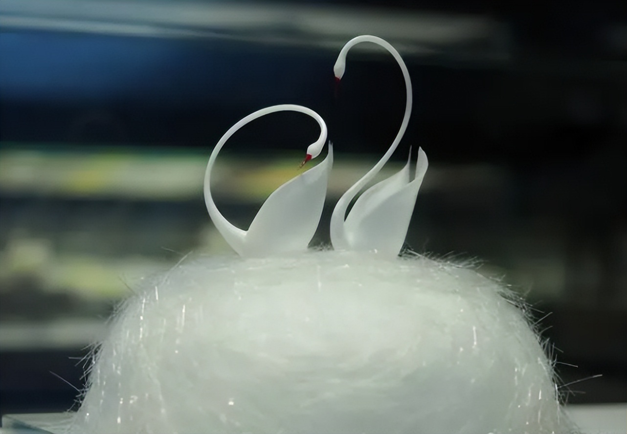 蛋糕界的劳斯莱斯好利来蛋糕,蛋糕中的劳斯莱斯是什么品牌