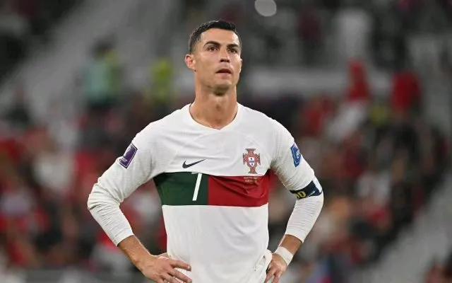 卫冕冠军法国,法国夺冠世界杯2018捧杯