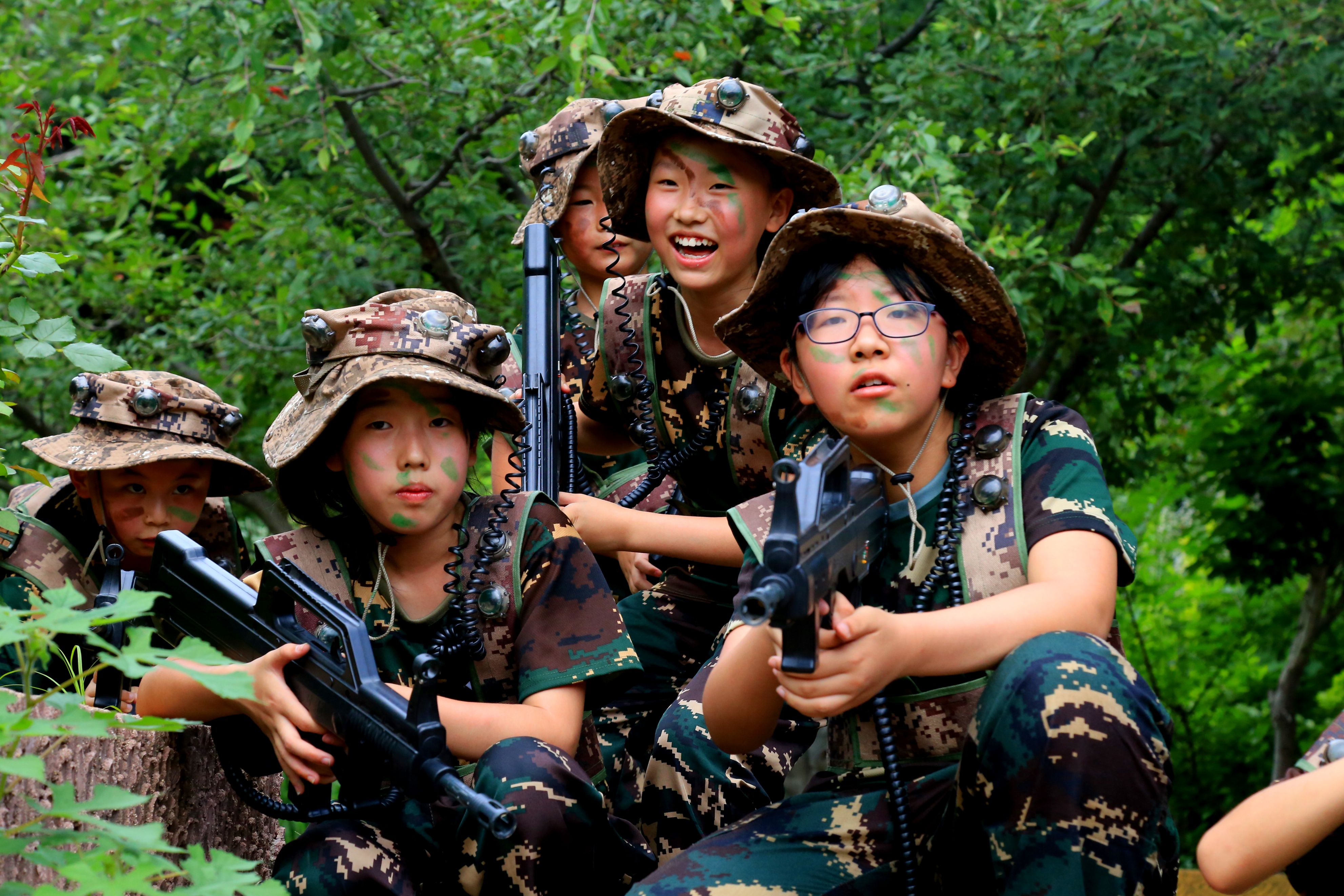 济南红叶谷夏令营篝火晚会,济南十四天夏令营推荐