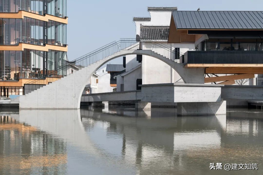 【荐筑】方村-Baudorf，相遇的场所丨佚人营造