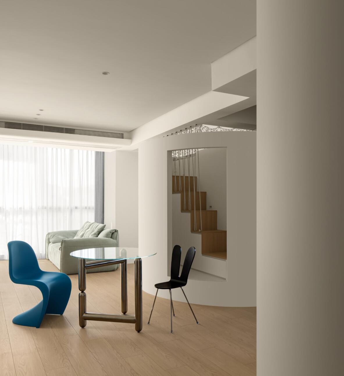 建造一个充满友善的岛屿,夫妻花30年建造海上小岛