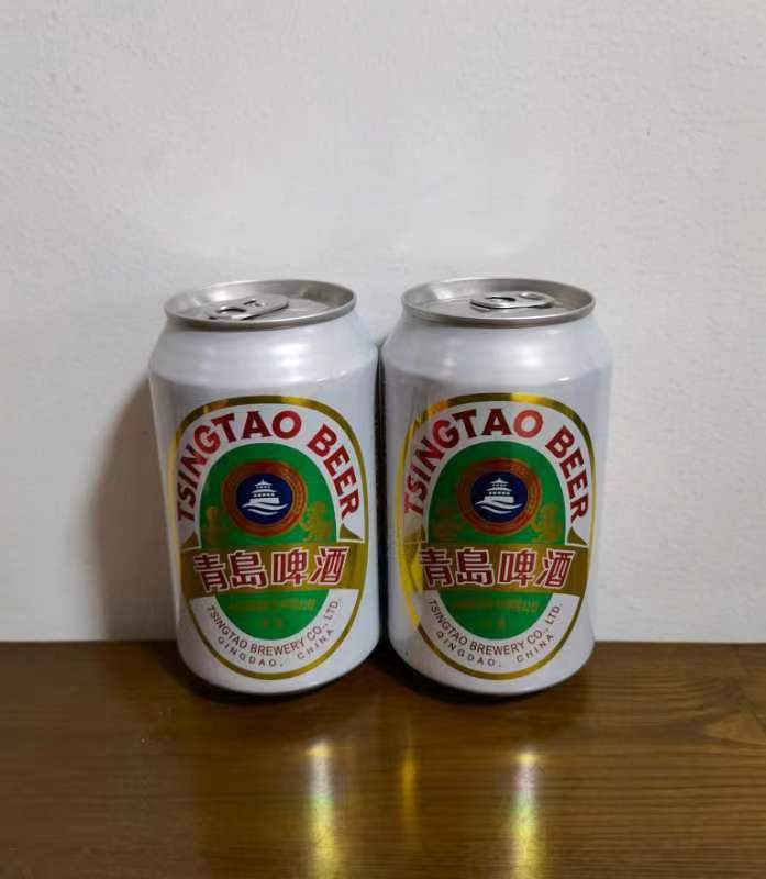 青啤1983旗舰店,金黄色的青啤