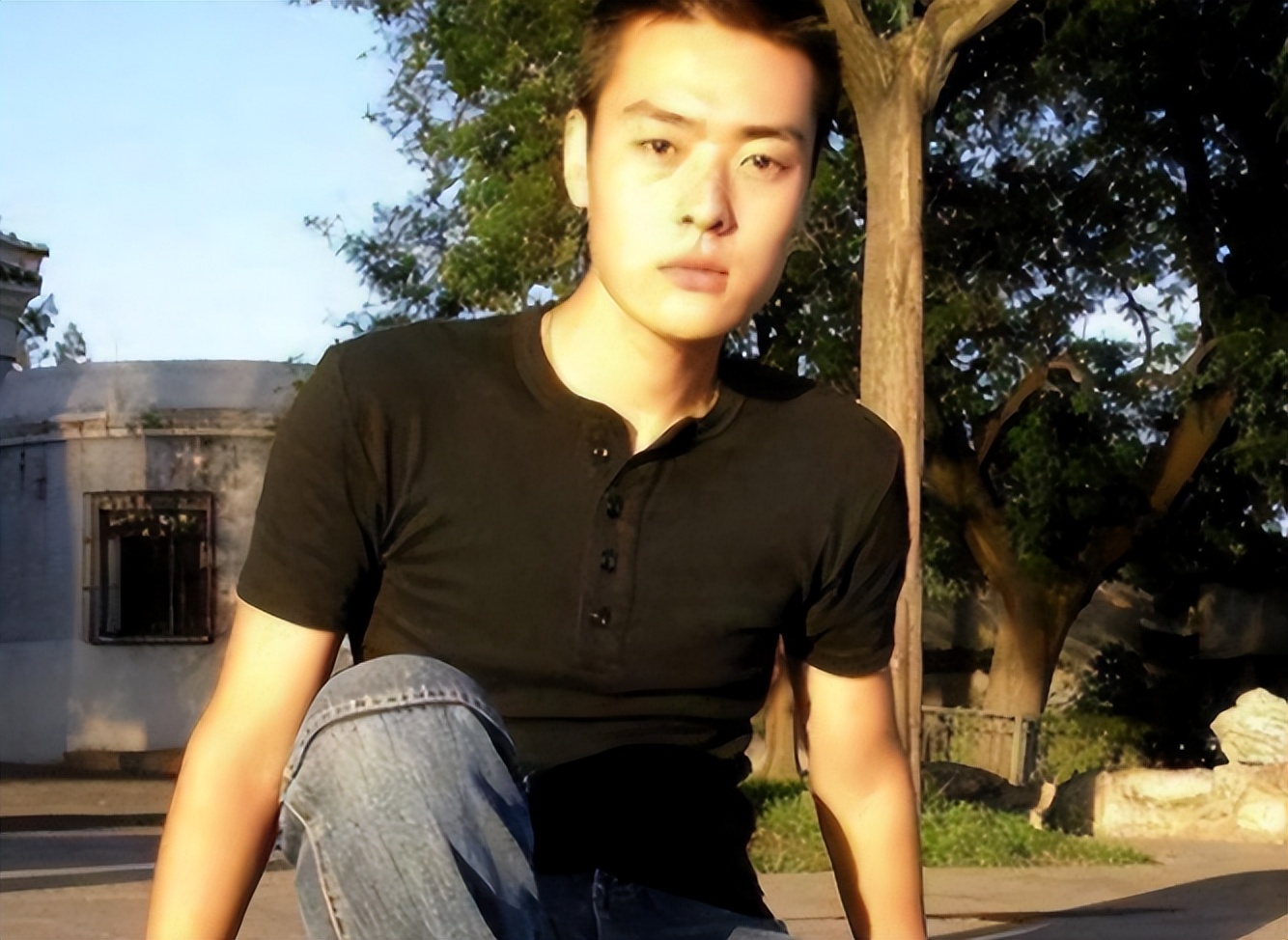 张桐华表奖,飞天奖视帝张桐的悲惨经历