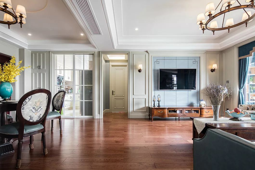 130平现代轻奢风迷人高雅范儿,127平现代美式风格