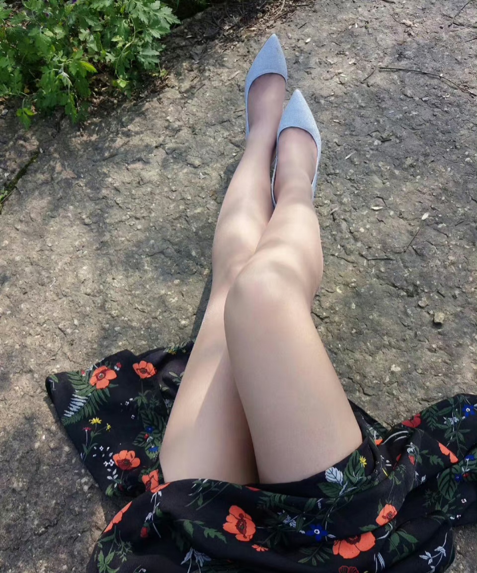 母亲吃药，我变成石女，母亲逼婚，我成为商品