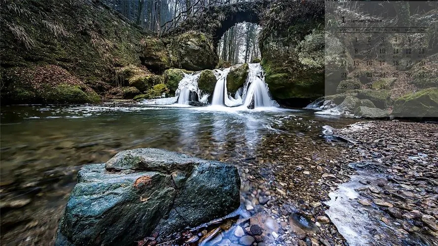 浙江龙泉发现古墓,深山发现古墓宝藏