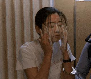 韩国女星年龄小,当38岁宋慧乔遇到同龄的孙艺珍