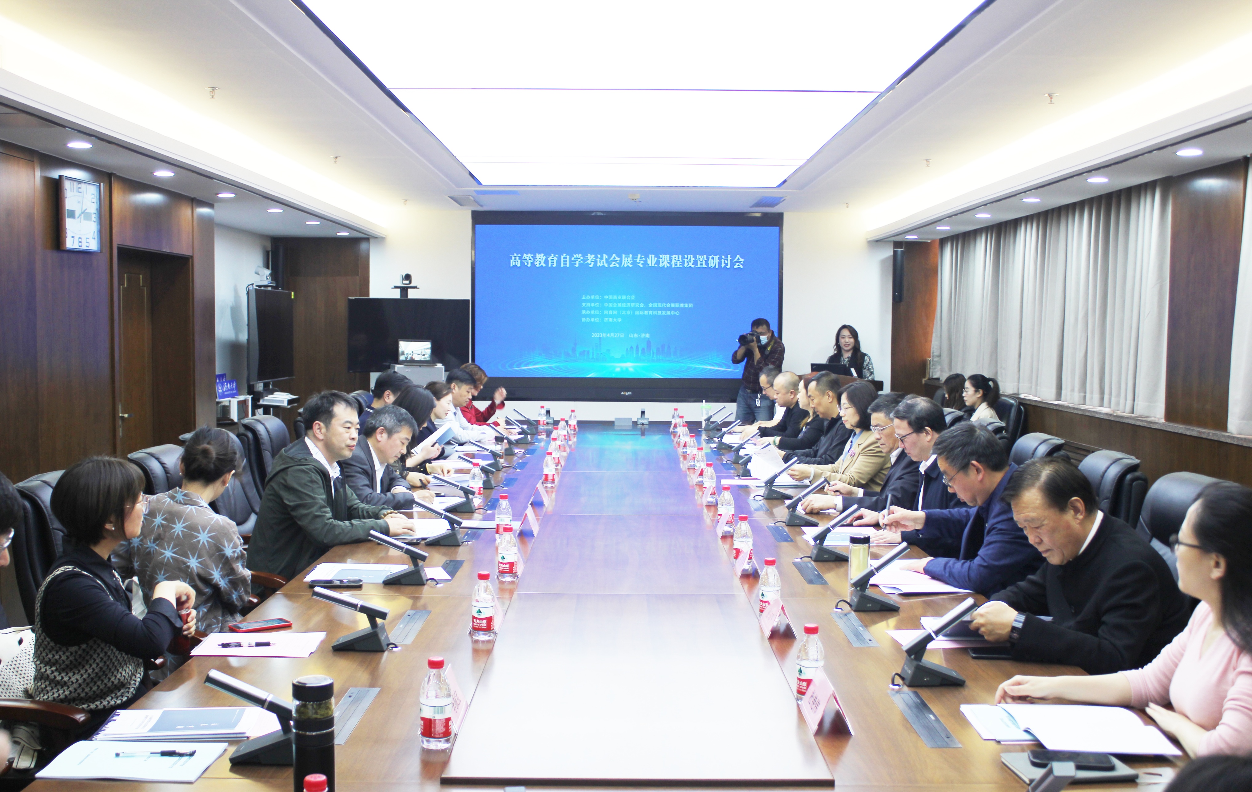 高等教育自学考试课程安排表,目前高等自学考试课程设置