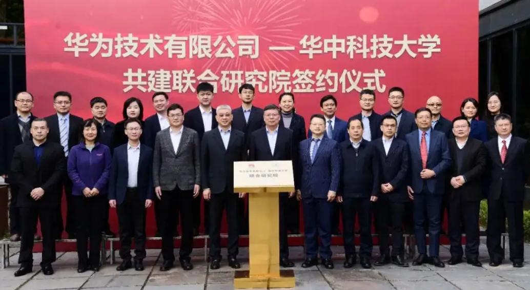 37个食堂五个地铁站口的大学,37个食堂五个地铁口的大学