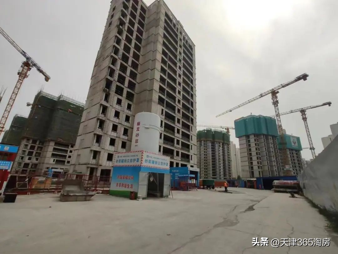 融创复工楼盘,天津融创精彩天地商业项目复工