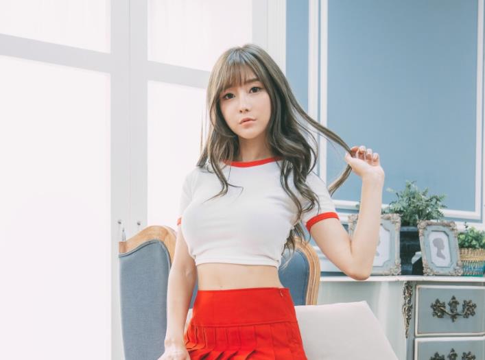 怎么知道喜欢的女生喜不喜欢自己,喜欢一个人怎么知道她喜不喜欢我