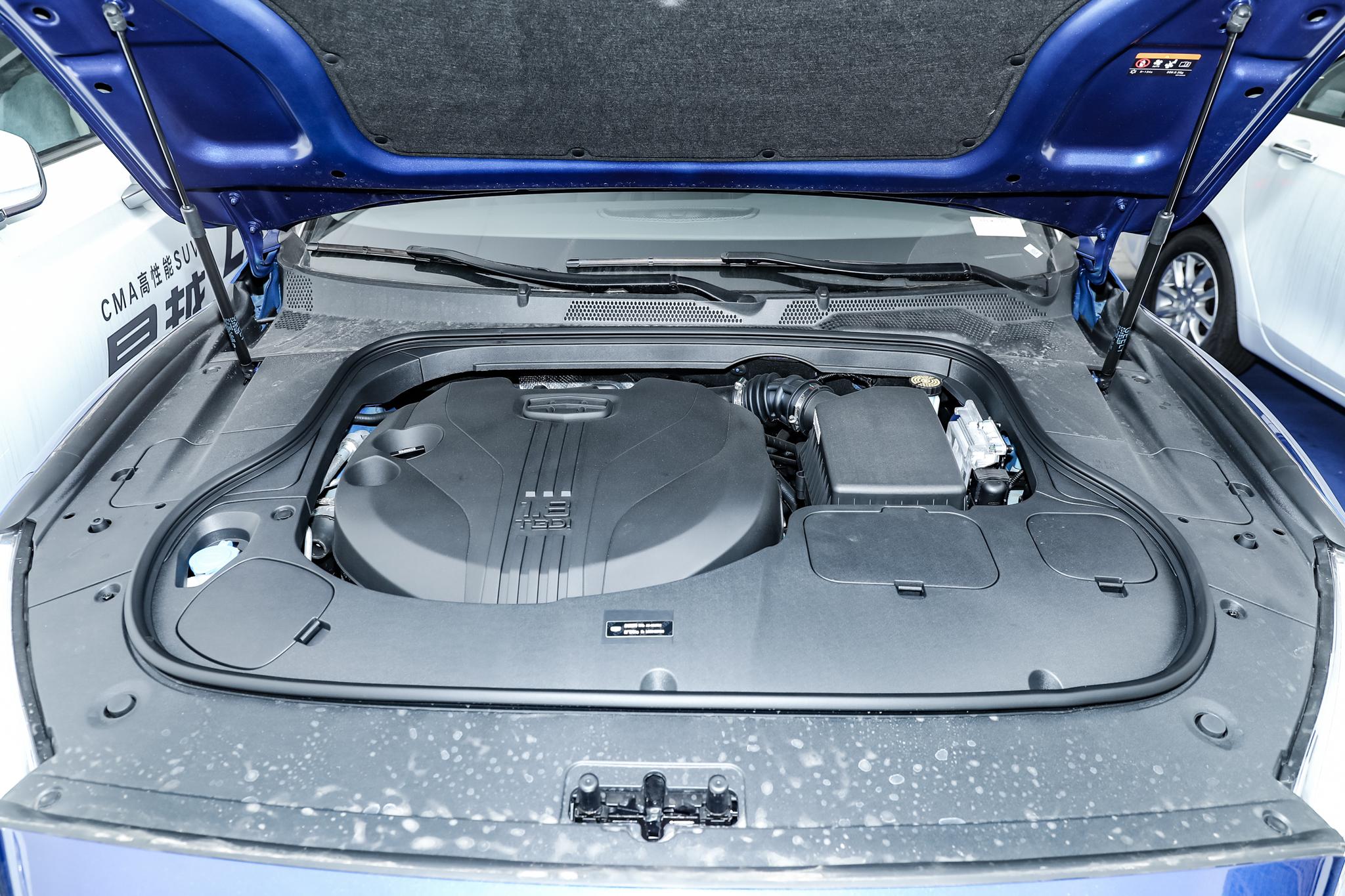 国产品牌的骄傲当属这3款车,这5台国产车颜值和性能兼具