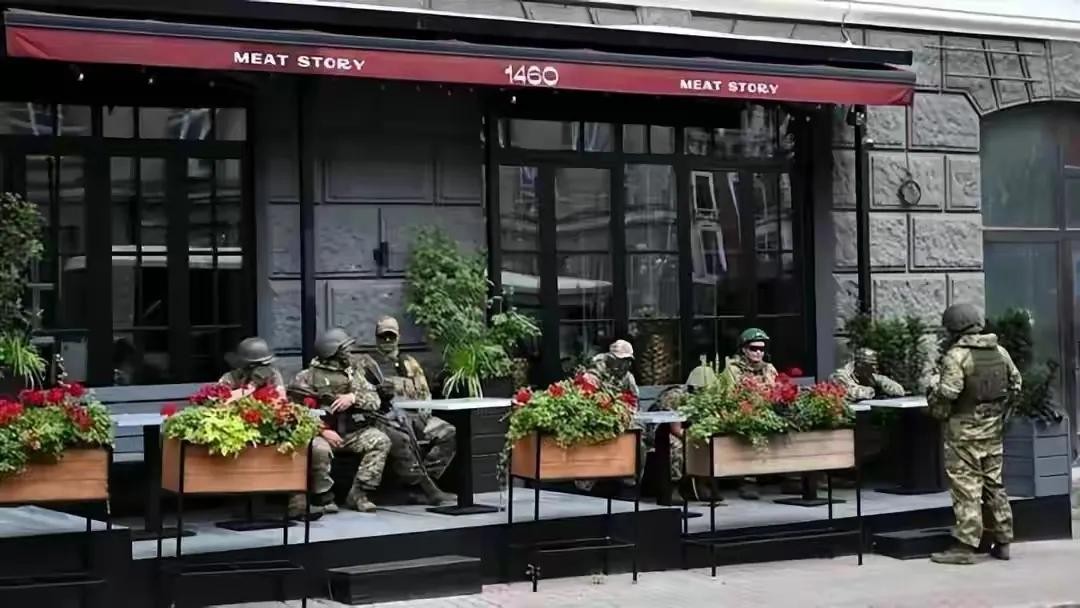 利用“闪电叛乱”，乌克兰发起强劲*攻反**,2