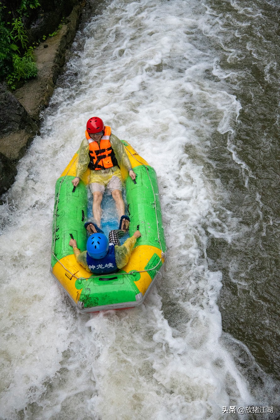 神龙峡漂流风景图片,神龙峡瀑布漂流全程
