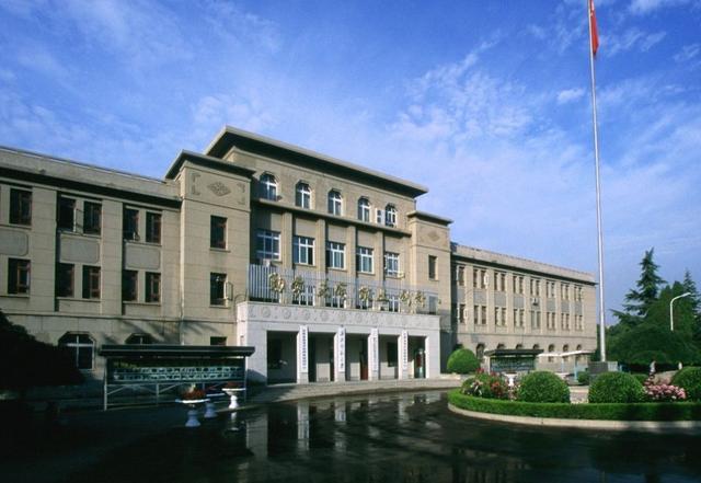 西北师范和西北大学哪个好,西北师范大学和四川师范大学谁好