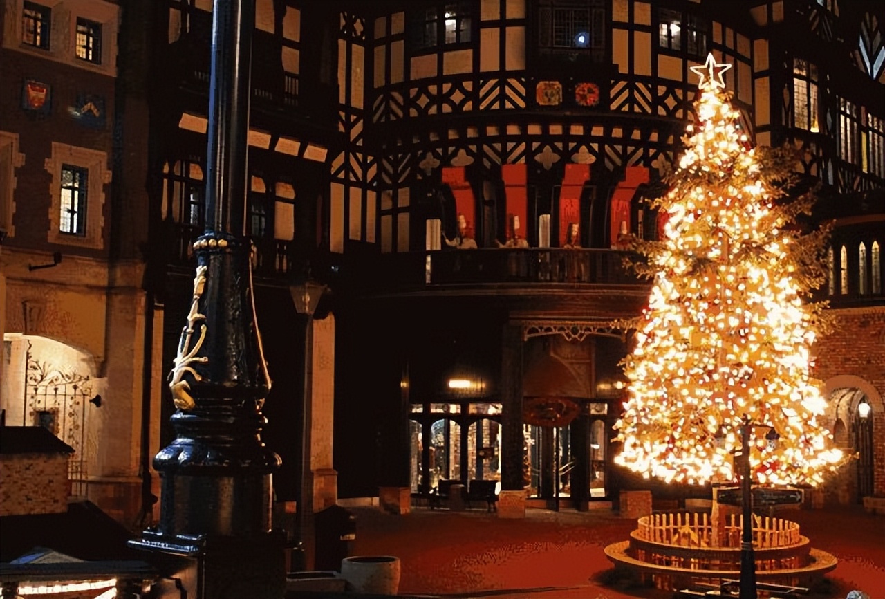 圣诞节为什么一定要吃肯德基 (日本圣诞节必吃肯德基)