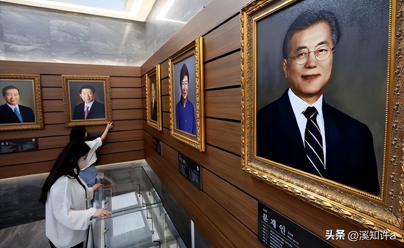 青瓦台文在寅最新消息,文在寅和尹锡悦在青瓦台开始会面