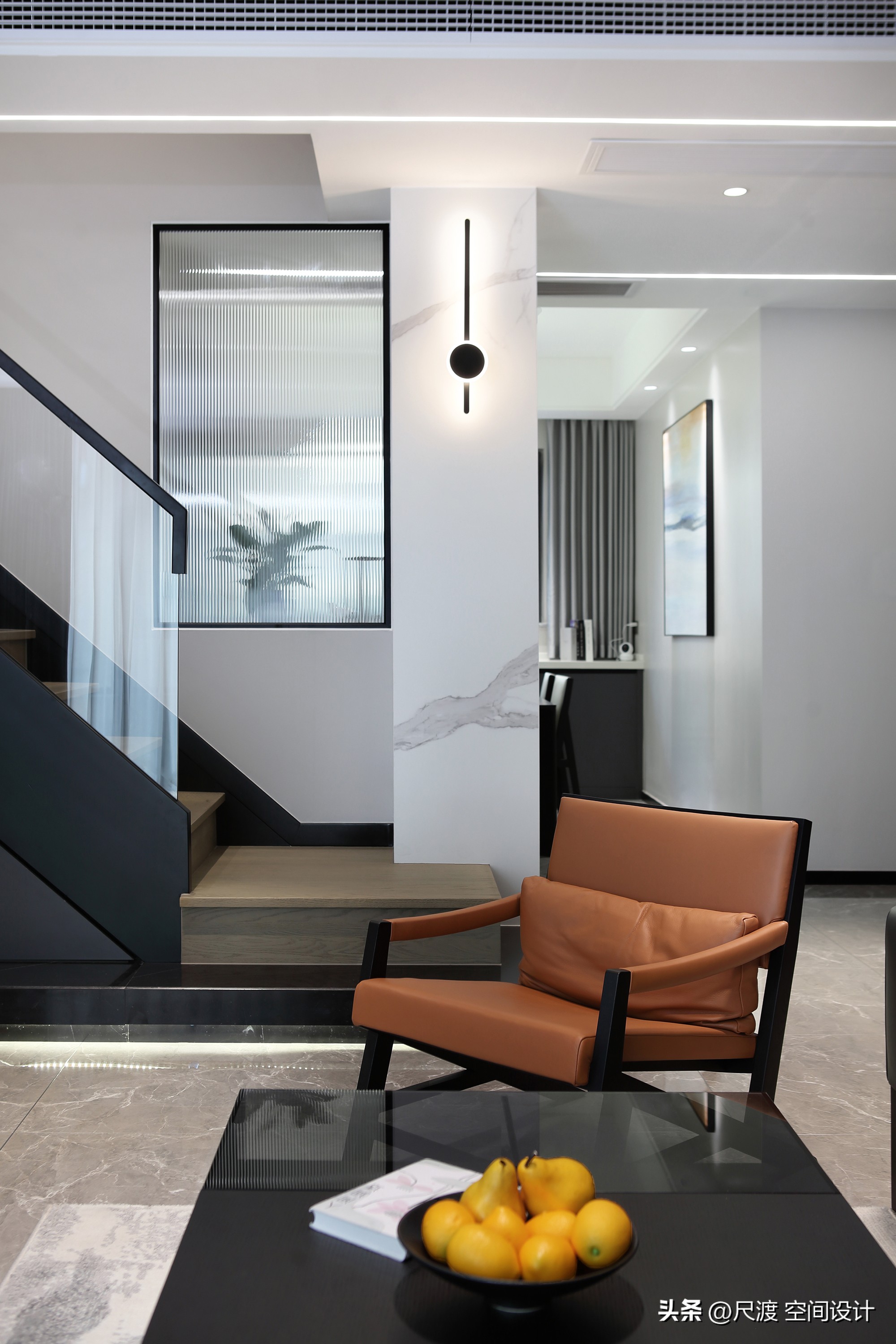 经典的黑白灰风格,高级耐看的极简黑白灰